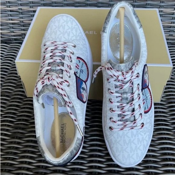 Michael Kors Poppy Lace Up MK Sig Small/MK Logo Ski Patch WMNS - Picture 13 of 16